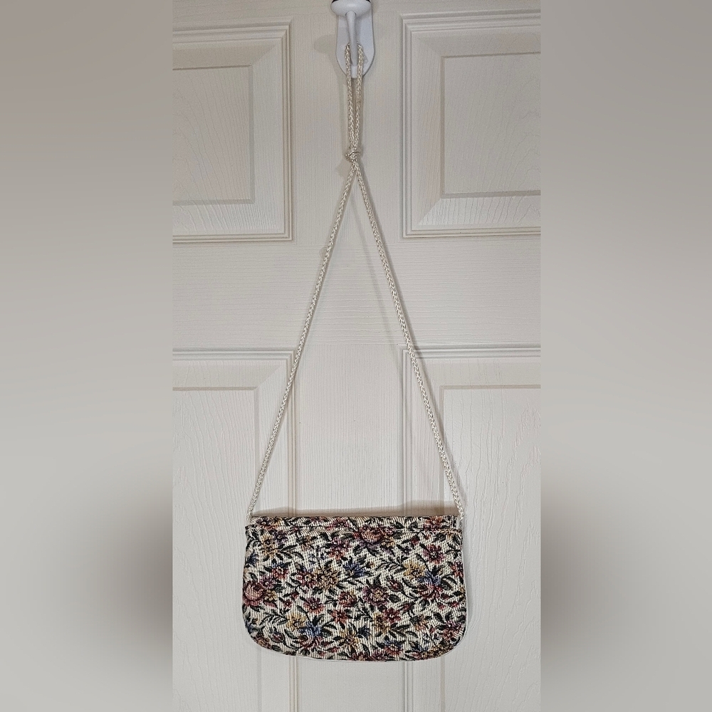 Vintage Floral Tapestry Clutch / Shoulder Bag | Braided Strap - Picture 2 of 4